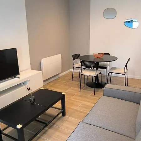 Lyla Apartment *
